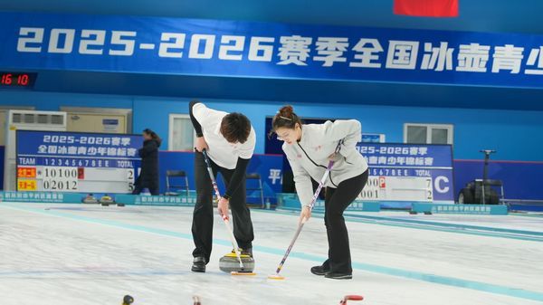 耐力腹肌项, 吸引全国游
